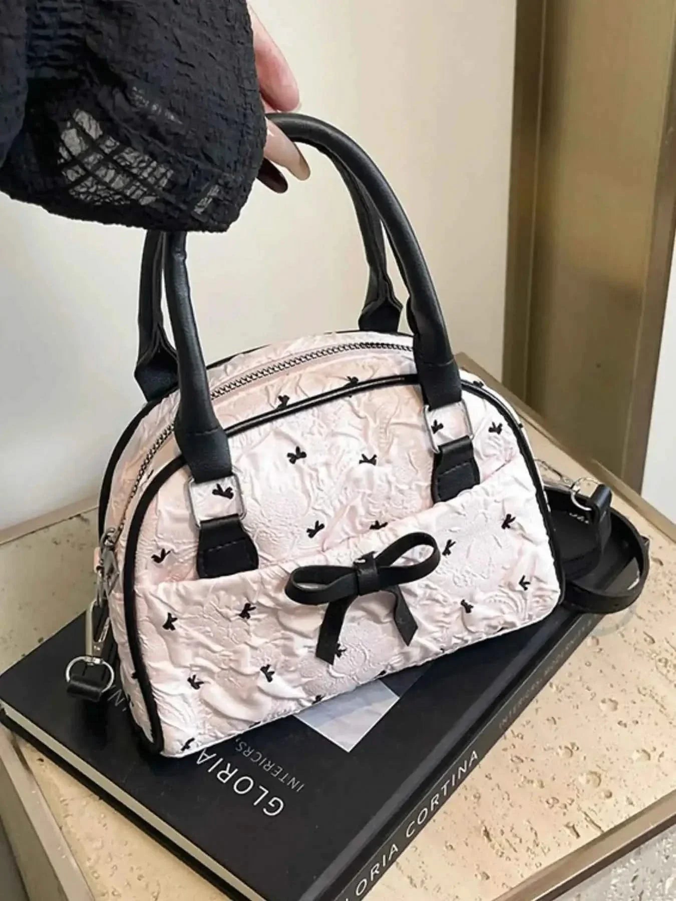 Chic Ruched Bow : Crossbody Bag