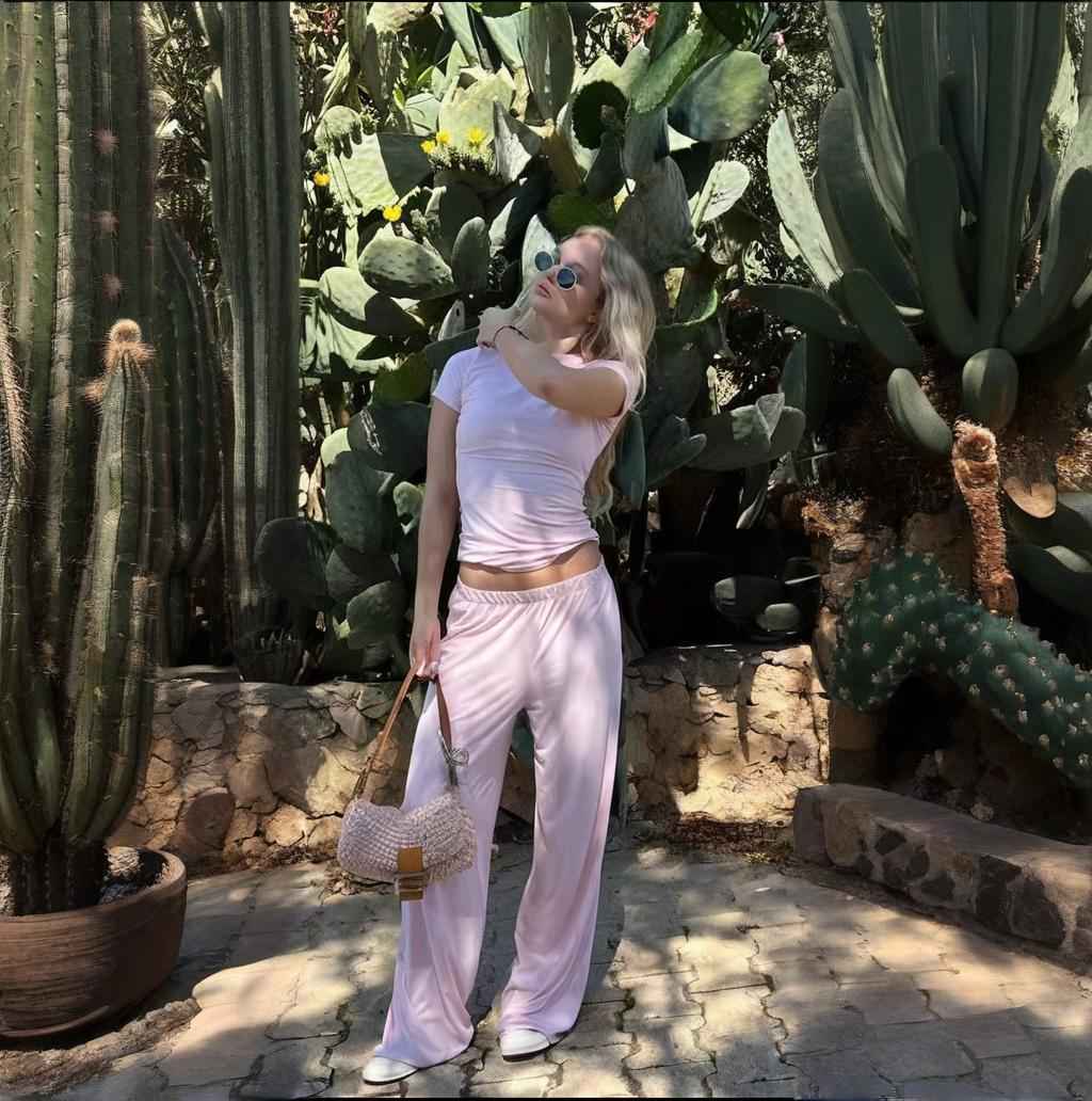 Fashionable Style Round Neck Solid Color Wide Leg Pants Elegant Commute Fashion Set