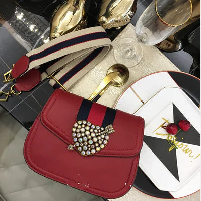 訂製高品質復古蝴蝶扣包