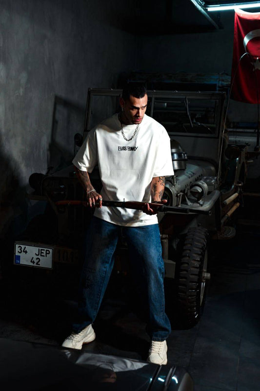 Men's Oversize 'Bugs Bunny' Graphic T-Shirt - Streetwear Looney Tunes Tee