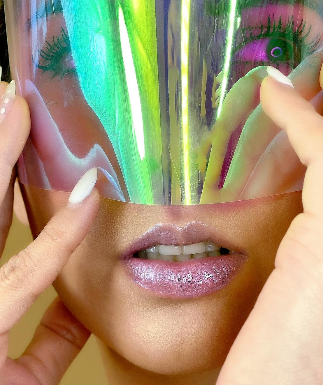 Semi-Clear Lip-gloss 5