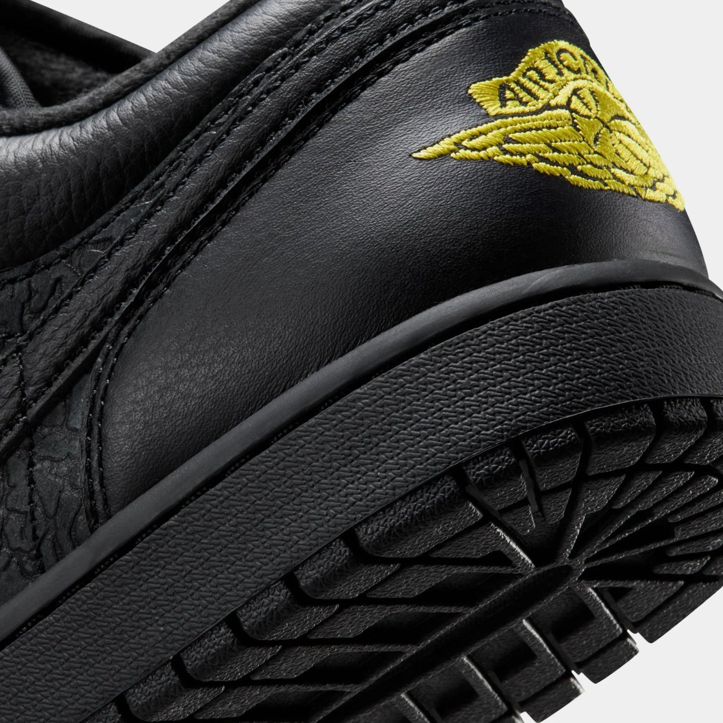 Jordan 1 Low Men Black Elephant Print