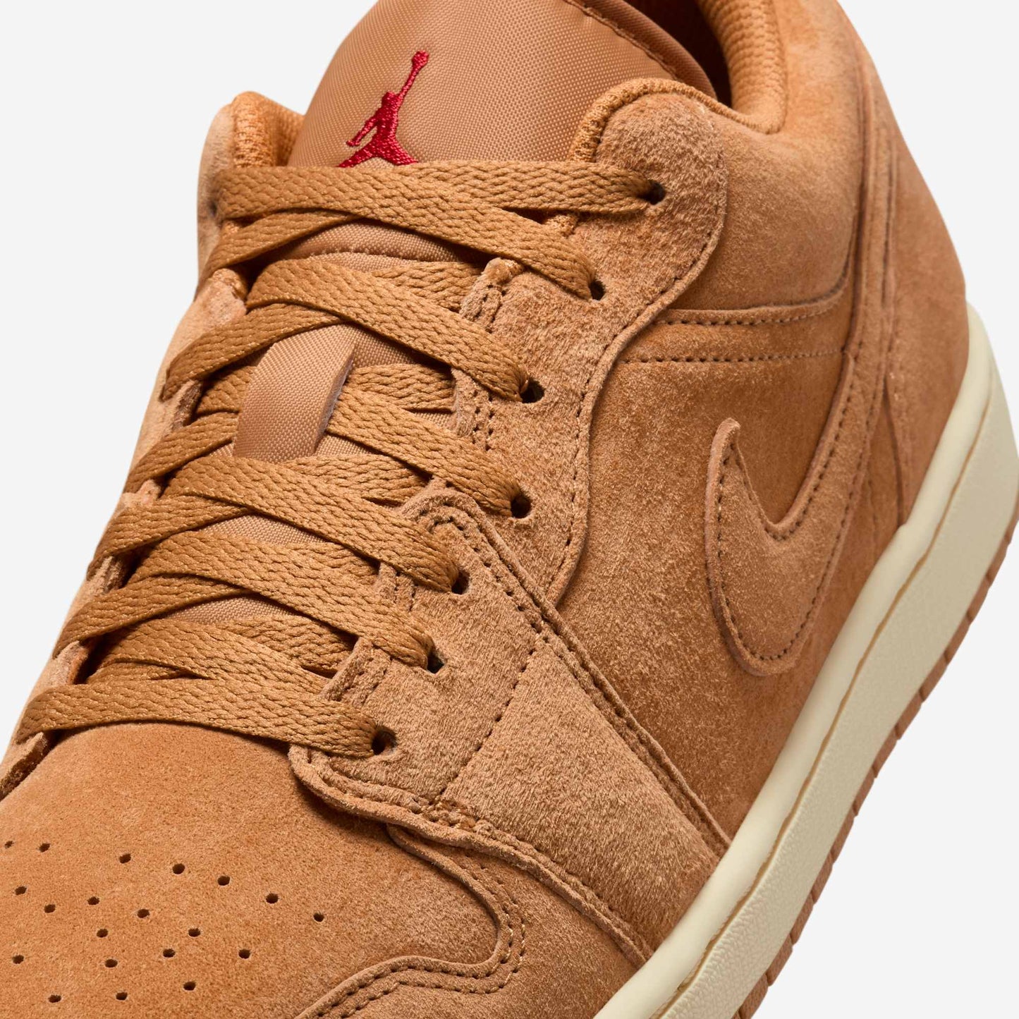 Air Jordan 1 Low SE "Flax"