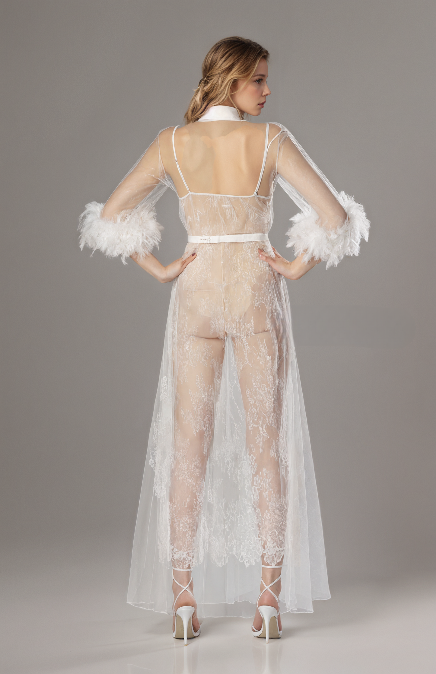 奢華白色火雞羽毛蕾絲薄紗睡袍套裝 | 新娘準備禮服