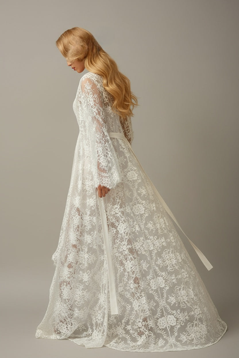 尚蒂伊蕾絲長袍，配絲滑緞面蕾絲睡裙 - 隔天送達