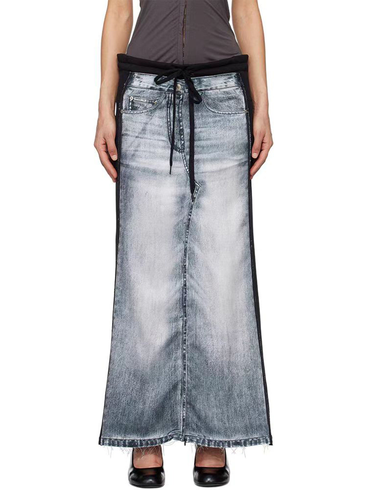 Suéter de mezclilla desgastado con estampado de parche, falda larga, diseño de nicho de deconstrucción de primavera y verano para mujer