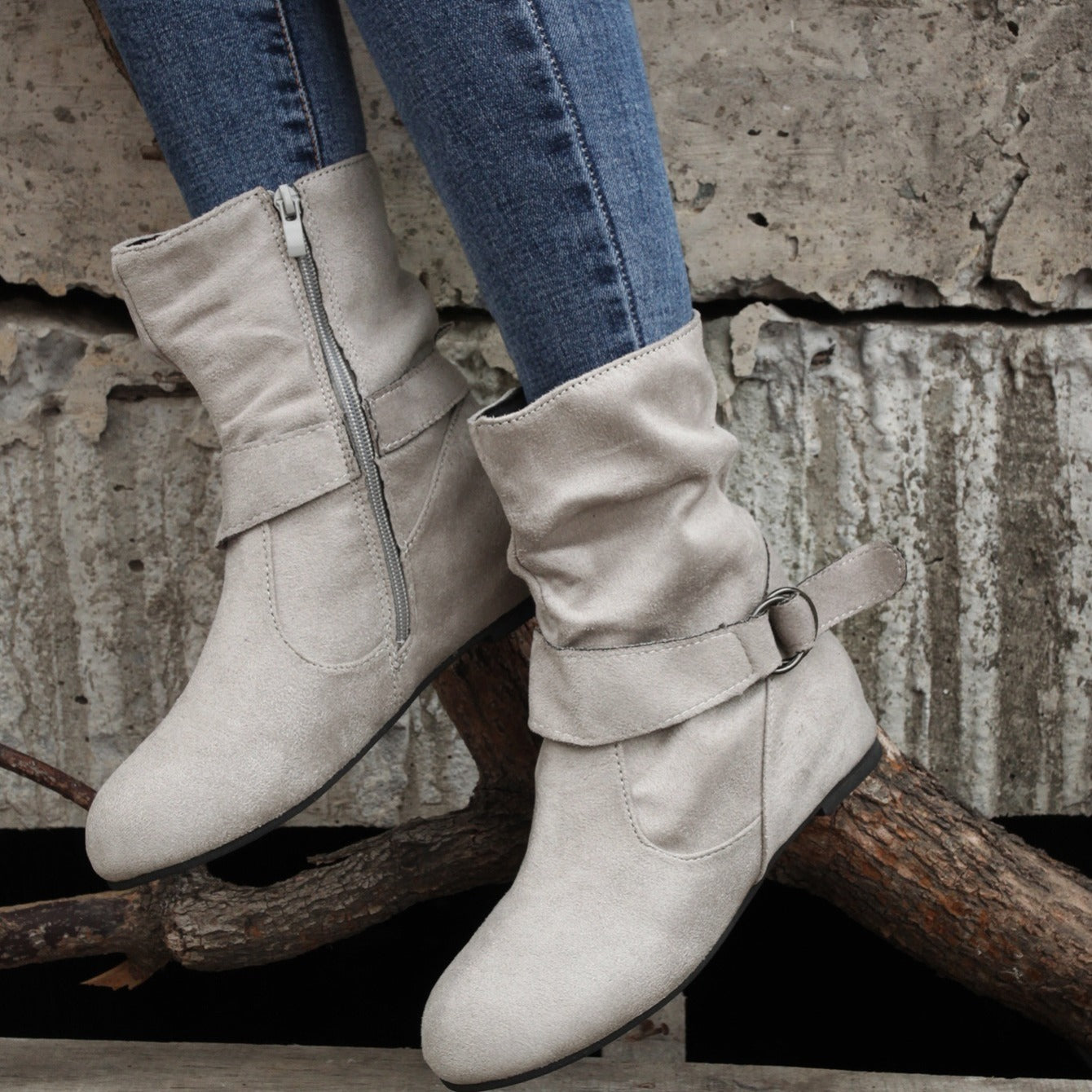 踝靴 圓頭 扣環 皮帶 側邊拉鍊靴