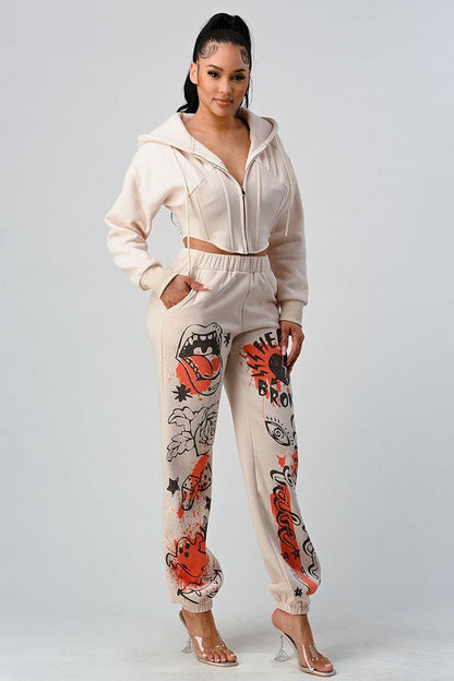 CONJUNTO DE CHAQUETA CASUAL Y PANTALÓN GRÁFICO ATHINA
