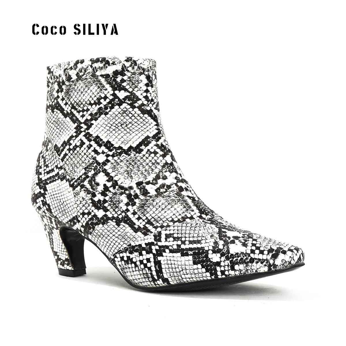 Elegant Large Pointed Toe : Thick Heel Boots