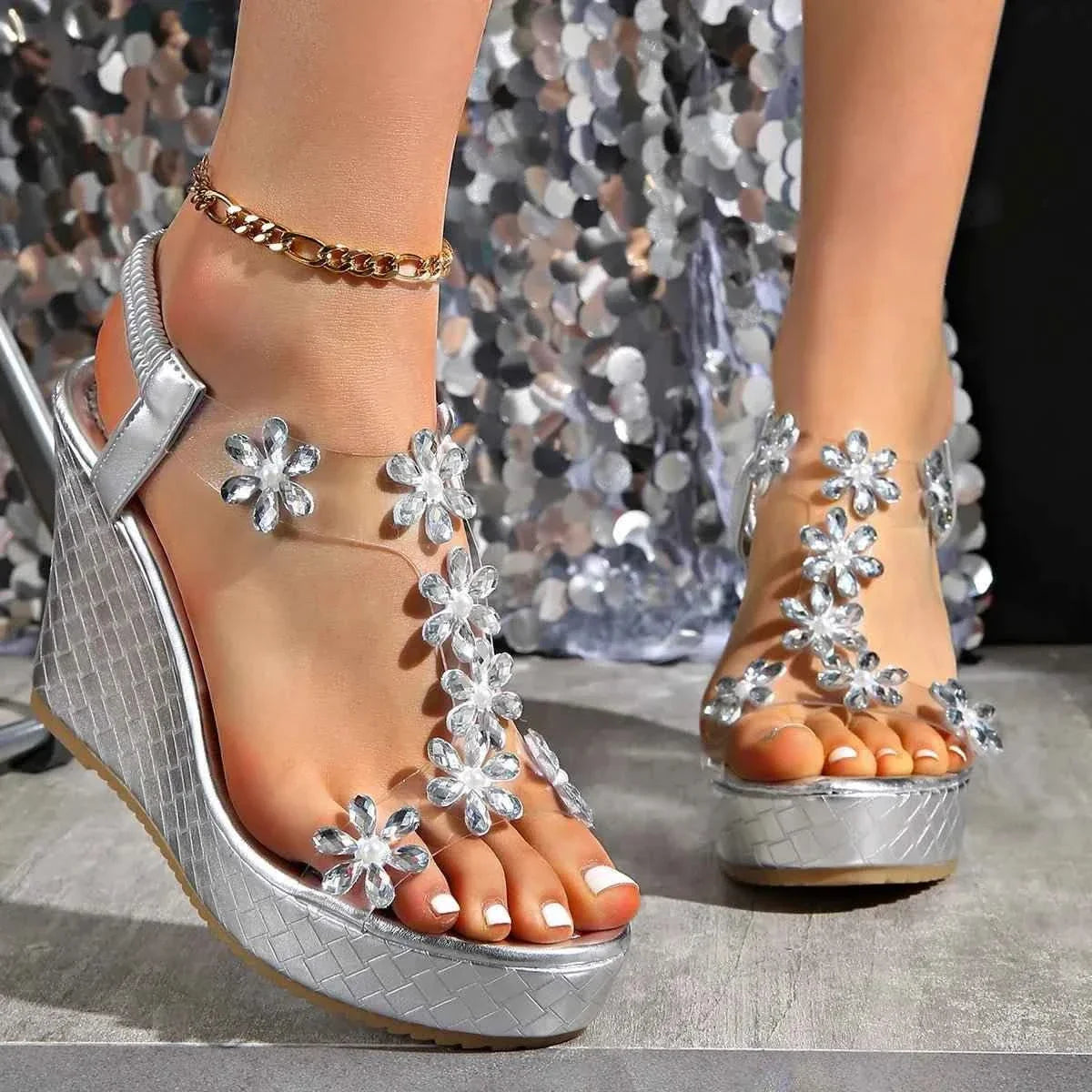 Stylish Open Toe : Wedge Sandals