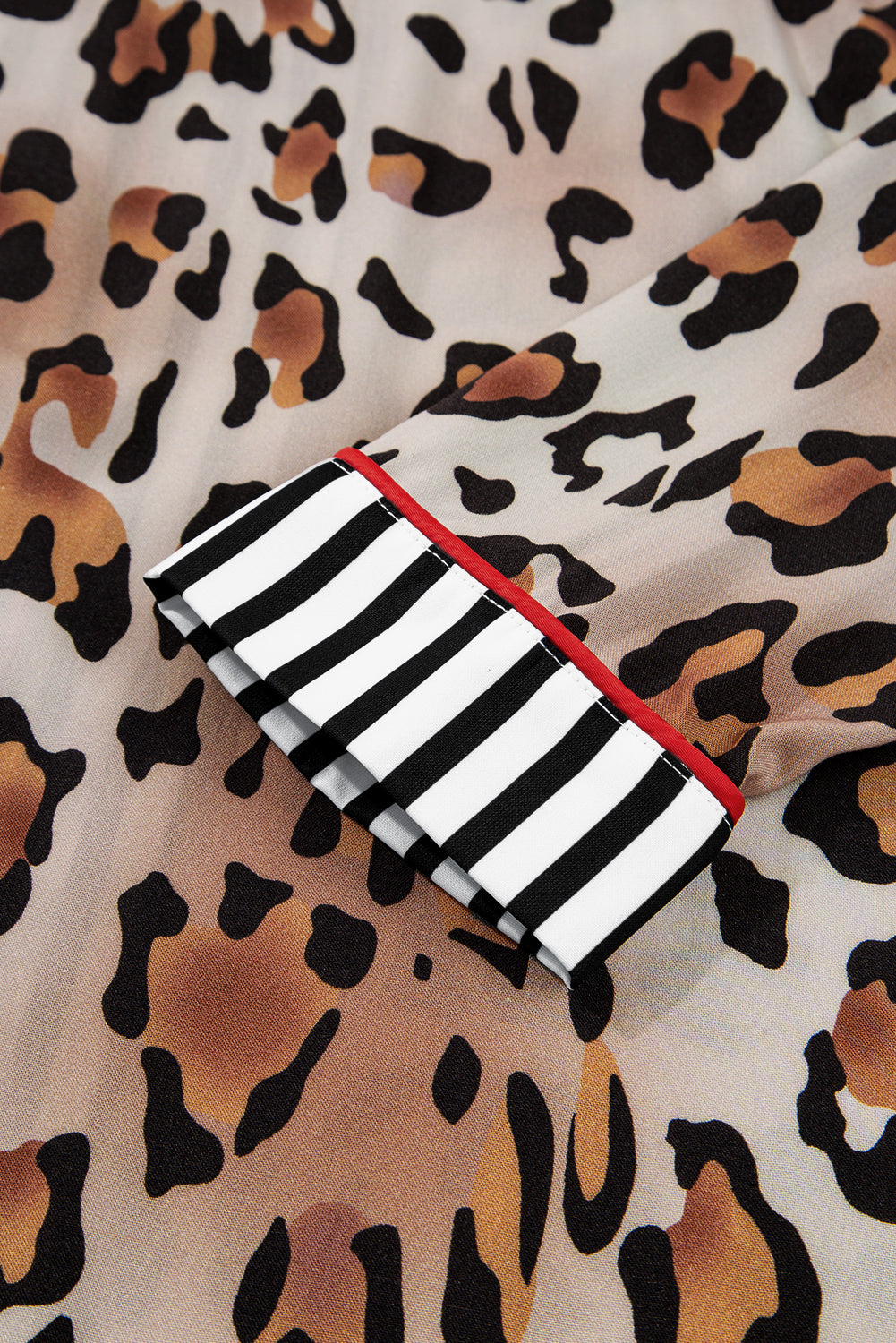 豹紋撞色條紋邊襯衫與褲子睡衣套裝