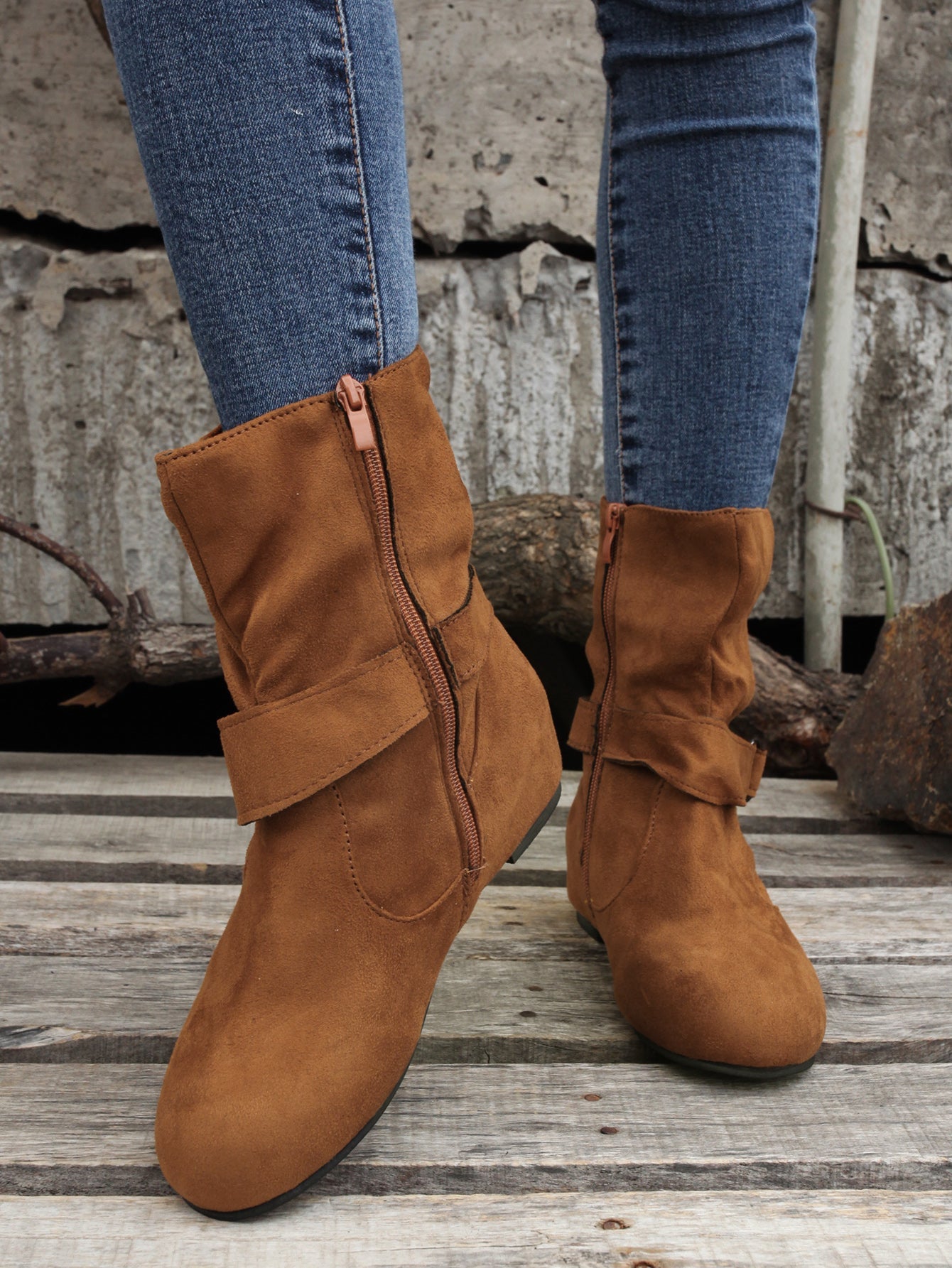 踝靴 圓頭 扣環 皮帶 側邊拉鍊靴