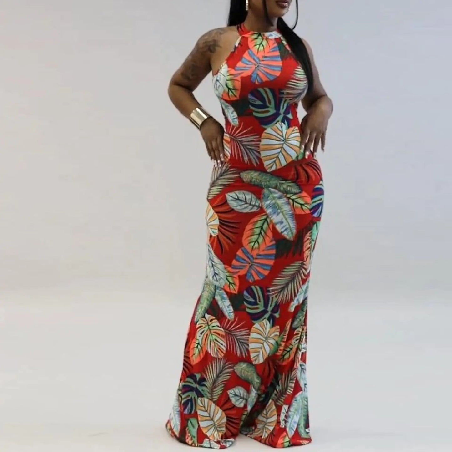 女士印花無袖圓領連身裙，後背有細節設計