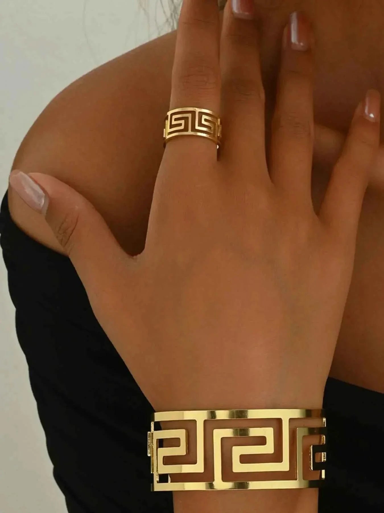 18K Gold-Plated Stainless Steel : Geometric Bracelet and Ring Jewelry Set