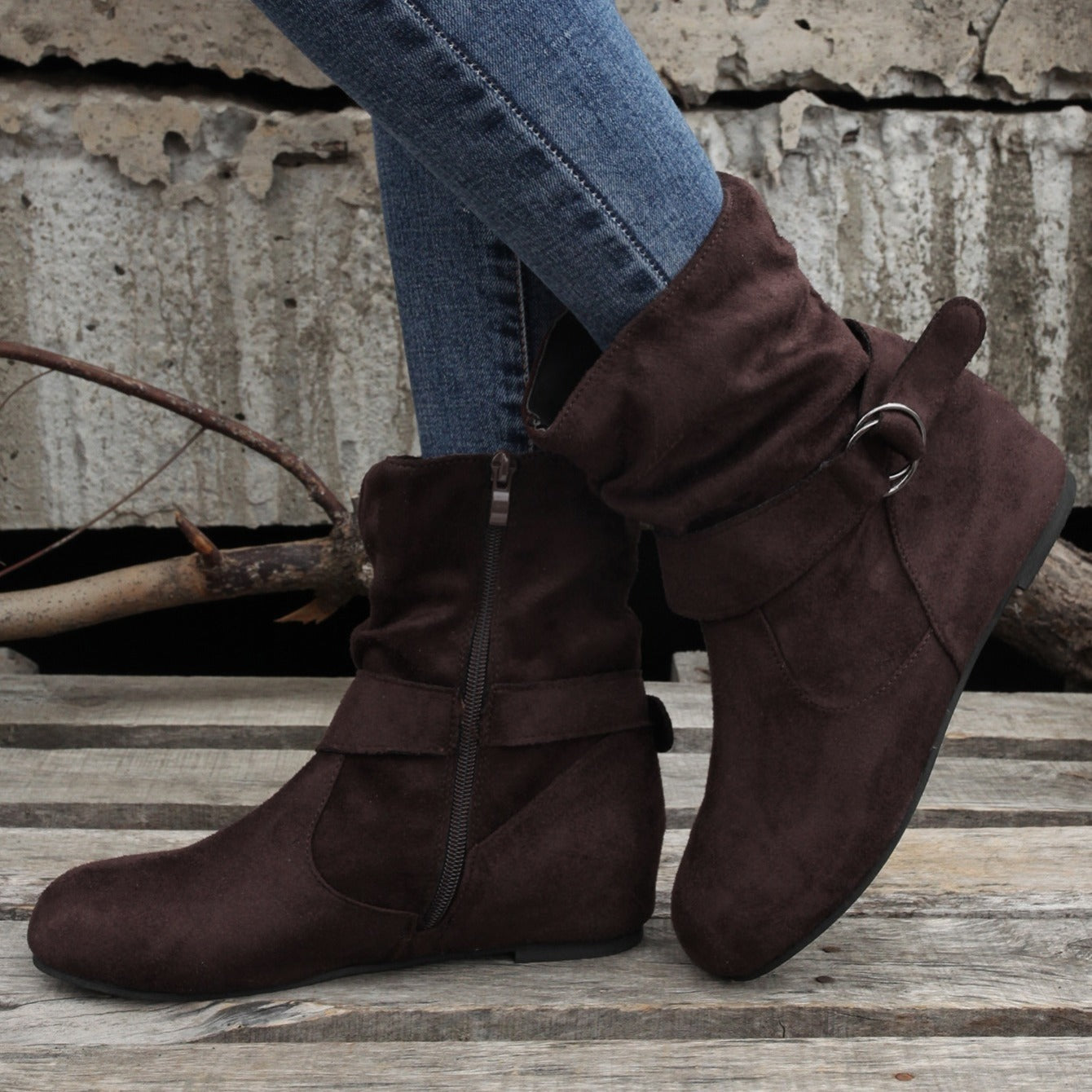 踝靴 圓頭 扣環 皮帶 側邊拉鍊靴