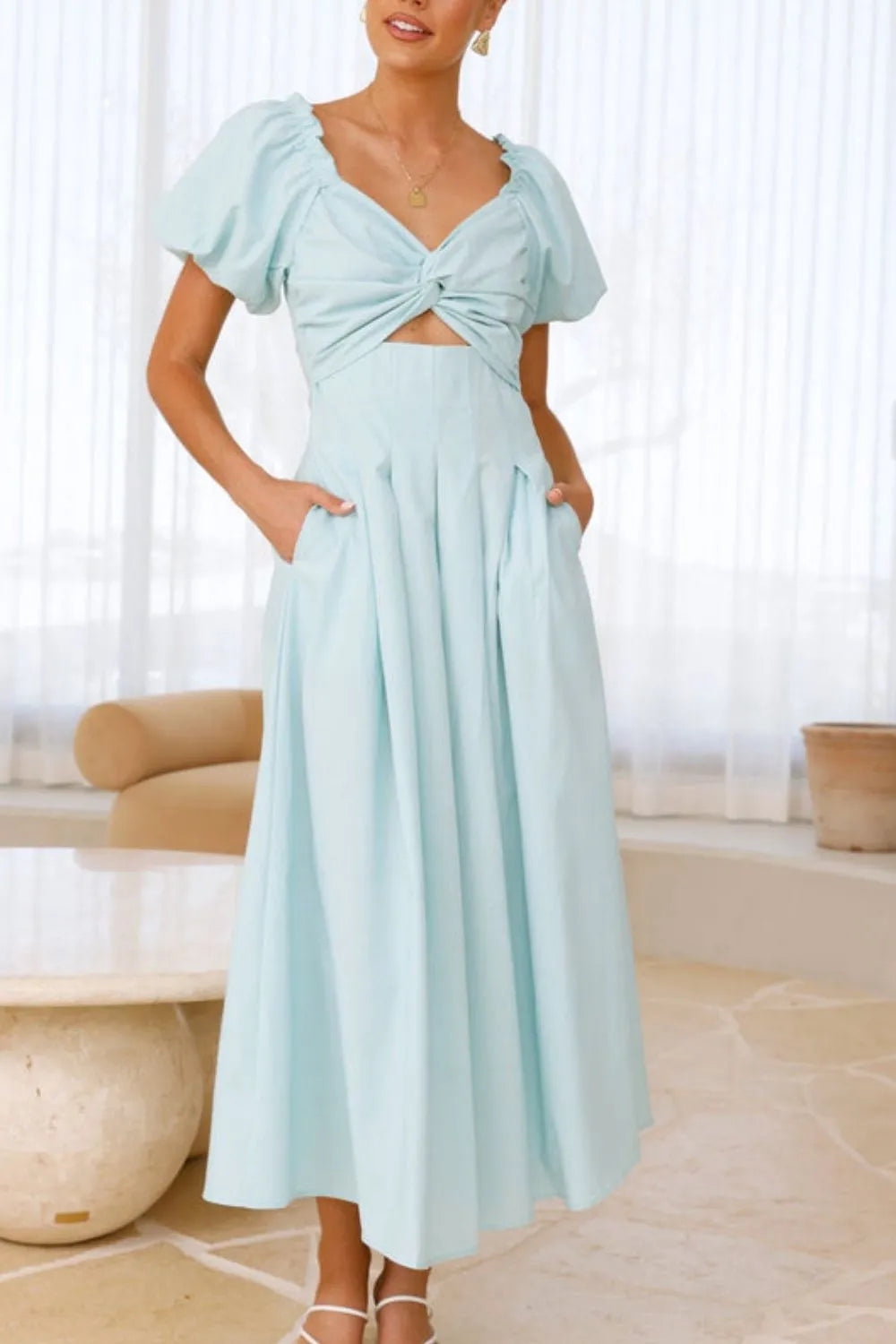 甜美寧靜泡泡袖中長連身裙