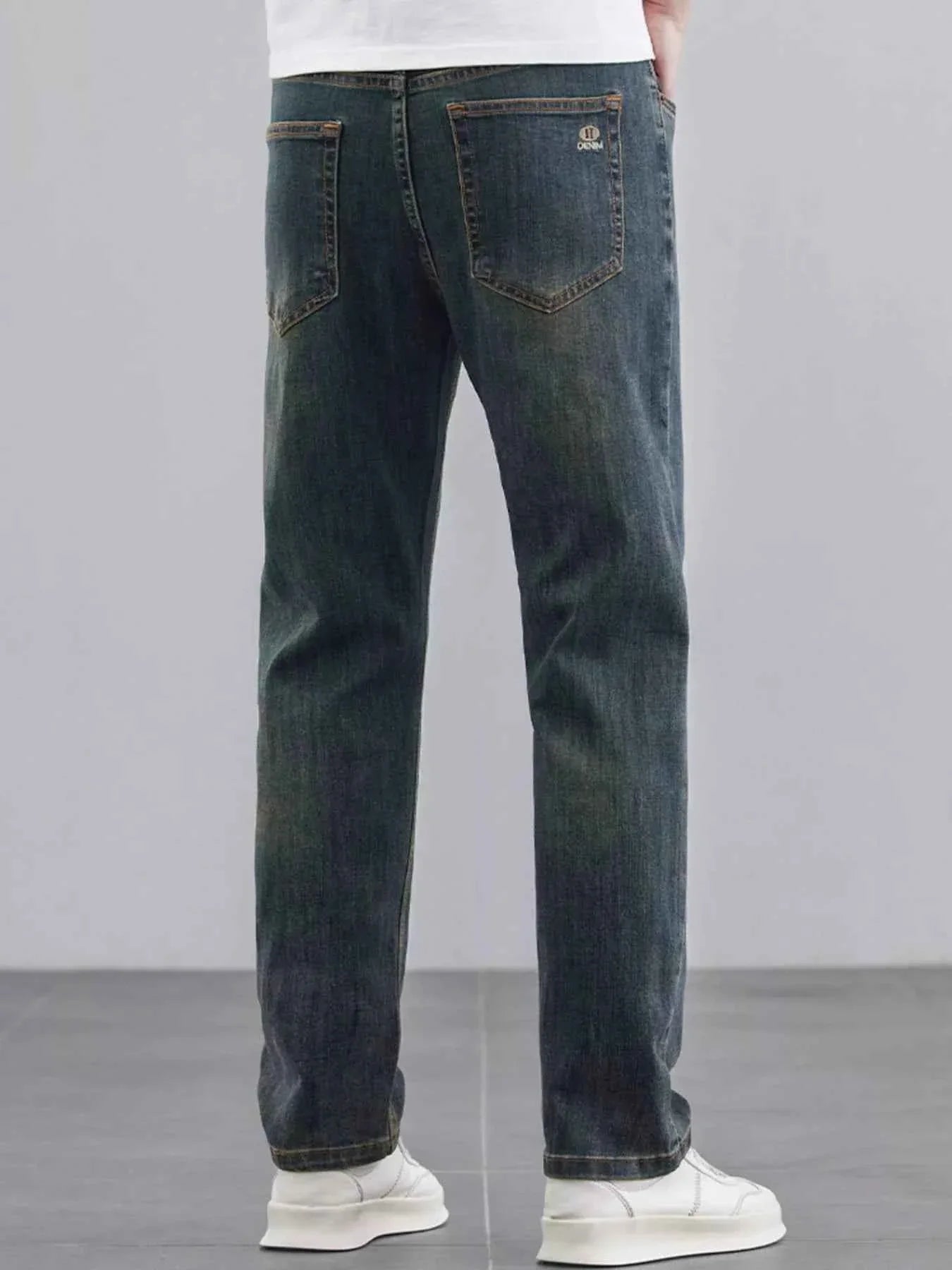 Men's Washed Straight Leg Fit Jeans