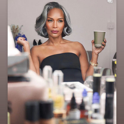 Dúo de corrector y base impecable BlurEFX™ de Ashunta Sheriff Beauty