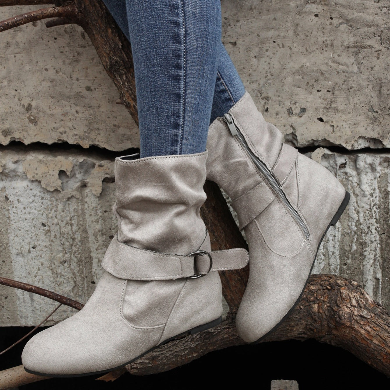 踝靴 圓頭 扣環 皮帶 側邊拉鍊靴