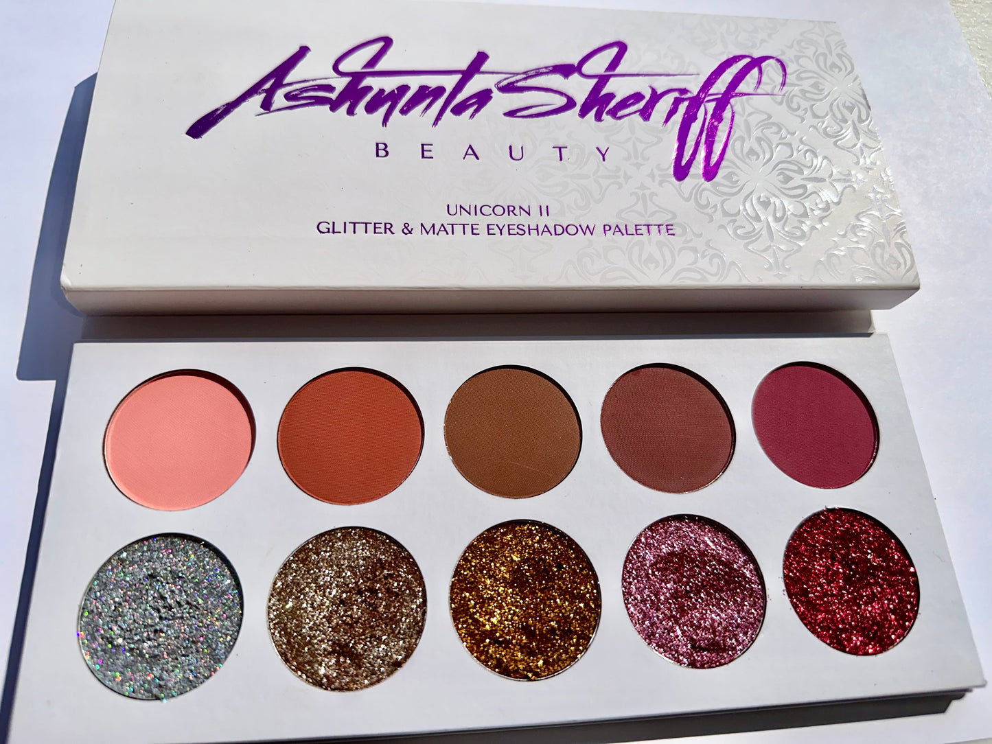 Ashunta Sheriff Beauty Unicorn II Glitter & Matte Shadow Palette