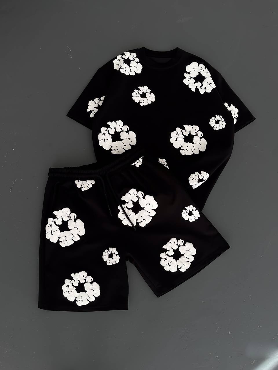 Abstract Bloom Print Men's Co-ord Set – Vibrant Floral Streetwear for Summer