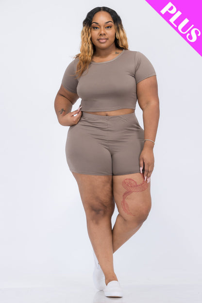 Plus Size Short Sleeve Crop Top & Shorts Set (CAPELLA)
