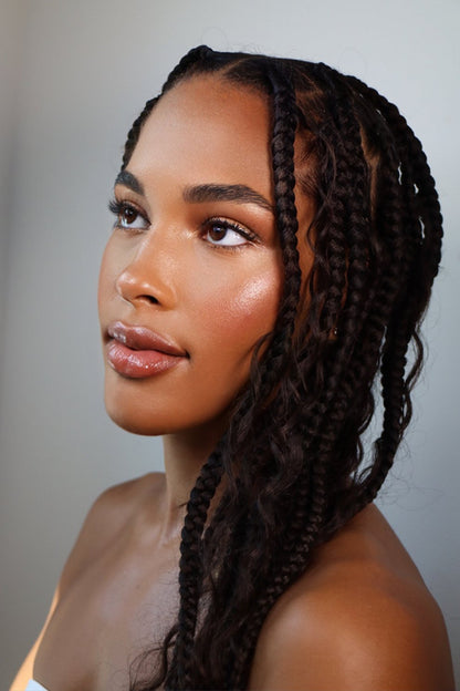 Dúo de corrector y base impecable BlurEFX™ de Ashunta Sheriff Beauty