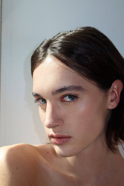 Dúo de corrector y base impecable BlurEFX™ de Ashunta Sheriff Beauty