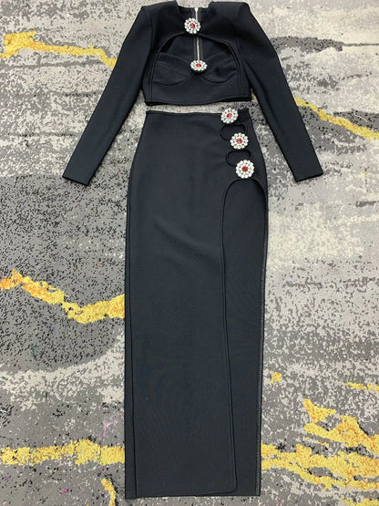 Vestido de manga larga con abertura lateral y diseño de diamante hueco