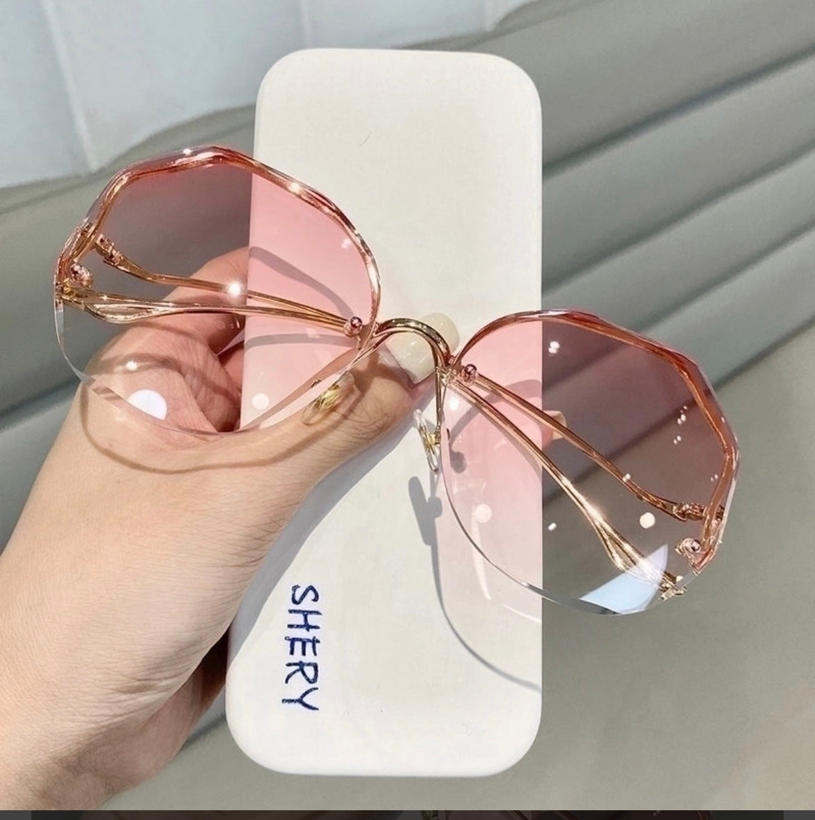 Gafas de sol para adictas a las compras