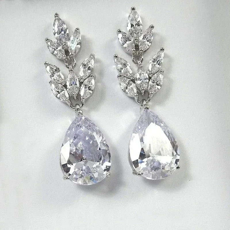 Pendientes colgantes de novia Huitan de moda para boda, compromiso, diseño de circonita cúbica AAA marquesa, elegantes pendientes para mujer, nueva joyería
