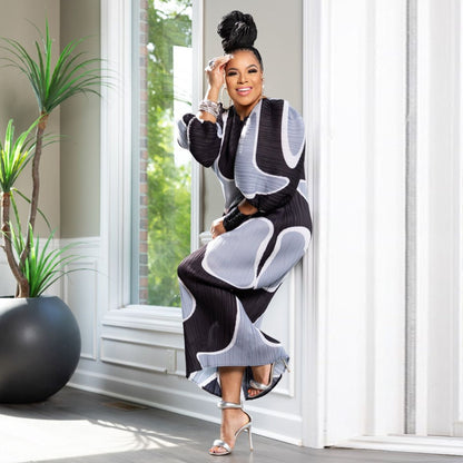 Women Wear Lantern Sleeve Pleated Dress