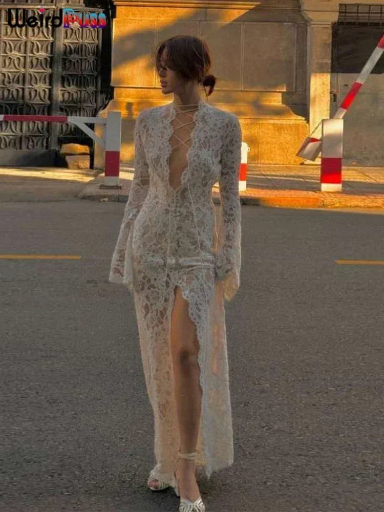 Vestido con volantes y bordado de gatitos extraños para mujer, sexy, escote en V profundo, aberturas transparentes