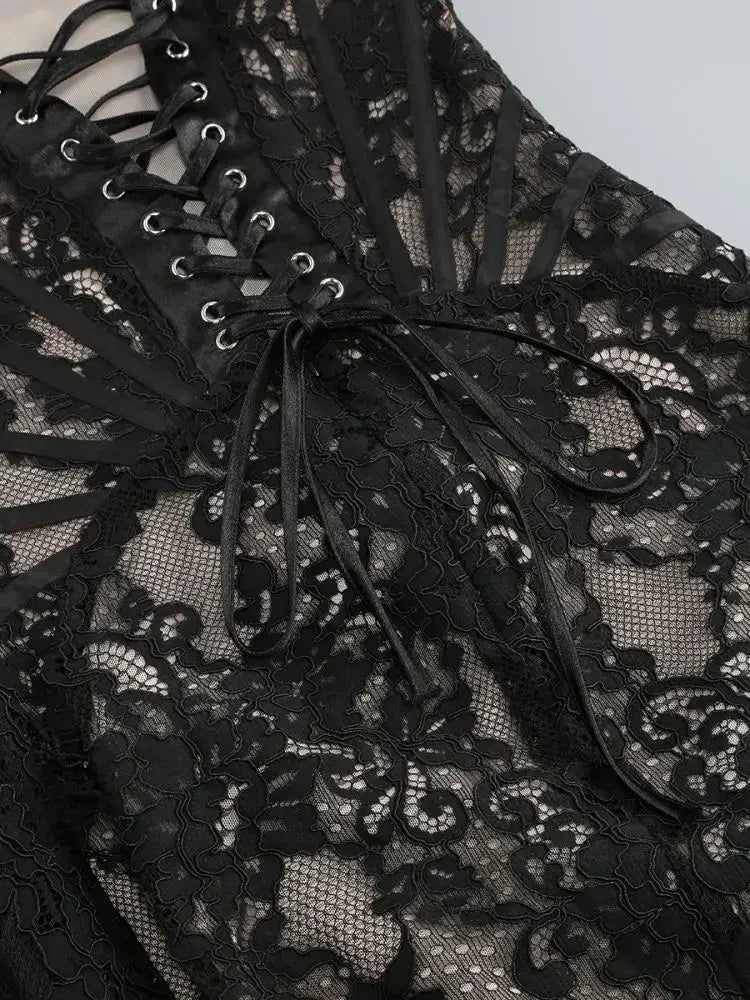 性感蕾絲透視拼接緊身胸衣連身裙