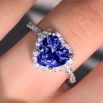 Anillo de corazón de melocotón europeo y americano para mujer, personalizado, con forma de corazón, circón con incrustaciones de diamantes, joyería de moda al por mayor, 2025