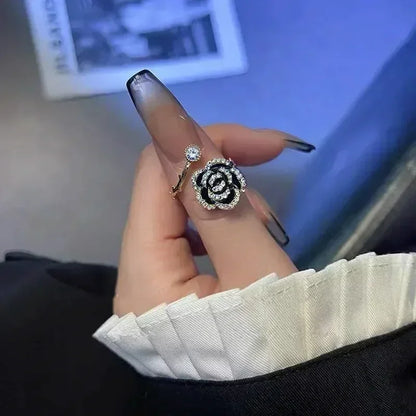 Anillos de apertura de metal con forma de rosa negra para mujer y niña, de lujo, con circonitas ajustables para el dedo índice, joyería para fiesta.