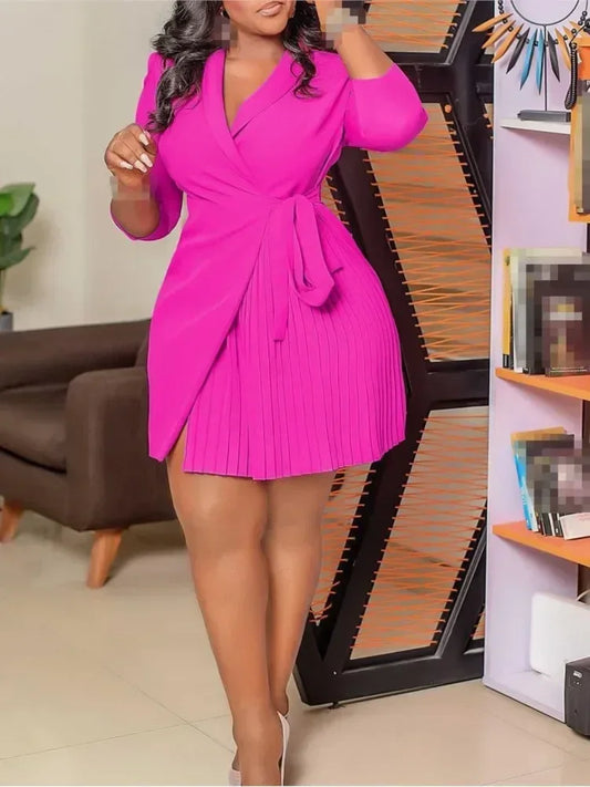 領口褶襉西裝式連身裙，辦公室復古風