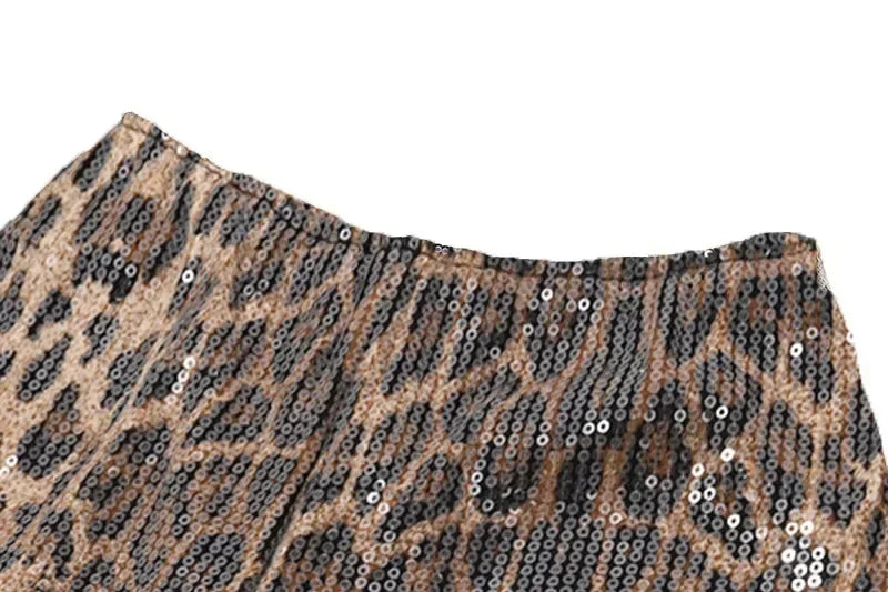 Shorts elegantes y brillantes con estampado de leopardo retro de WhereMery