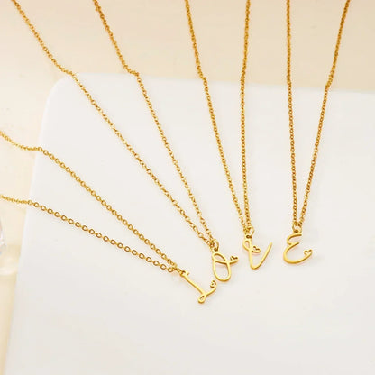 Collar de acero inoxidable con colgante de corazón y 26 letras iniciales para mujer, color dorado, con alfabeto de la A a la Z, regalo de cumpleaños