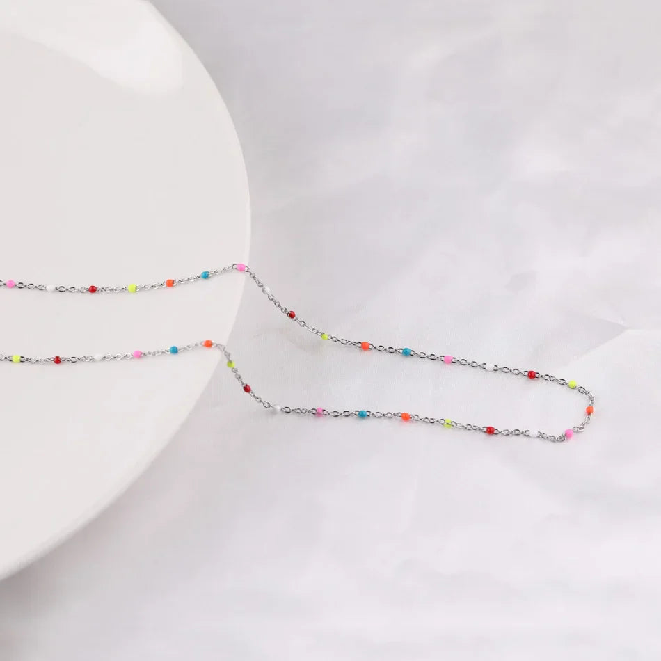 Collar con nombre y corazón de mariposa personalizado