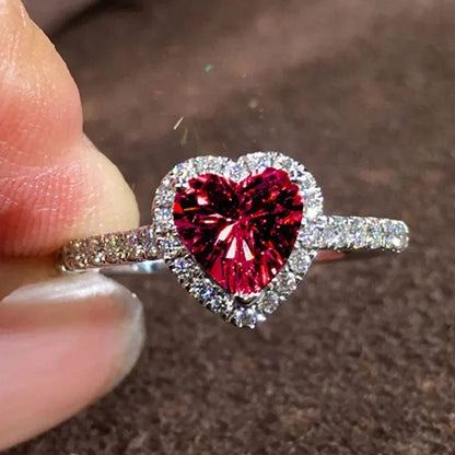 Anillo de corazón de melocotón europeo y americano para mujer, personalizado, con forma de corazón, circón con incrustaciones de diamantes, joyería de moda al por mayor, 2025