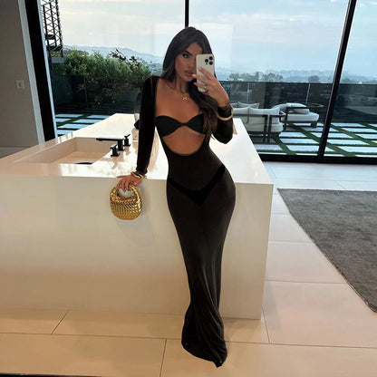 四月三件式泳衣帶罩衫