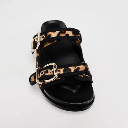 Sandalias planas elegantes de diseñador para mujer