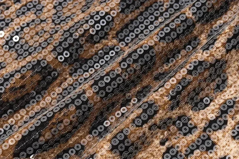 Shorts elegantes y brillantes con estampado de leopardo retro de WhereMery