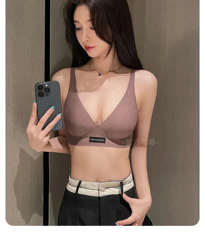 MOYISU Lencería de verano para mujer, sujetador pequeño sin aros, sin costuras, con barra de gelatina, soporte suave, espalda plegada