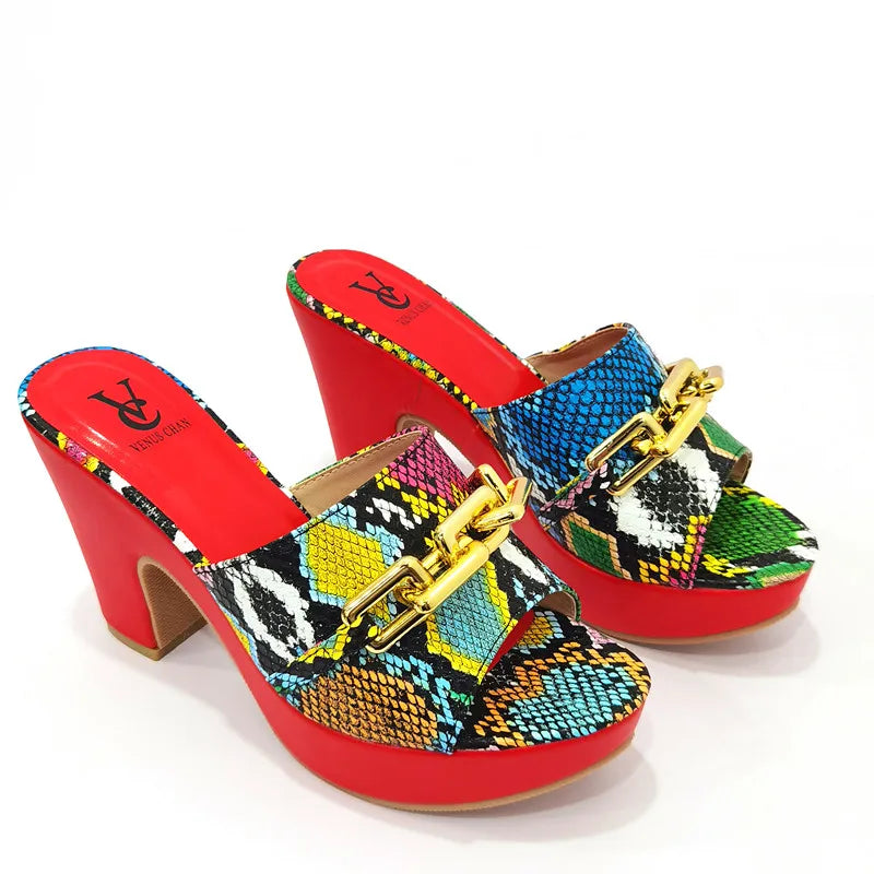 Conjunto de bolso y zapatos de último diseño italiano.