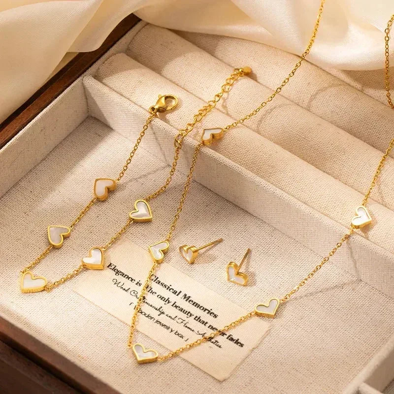 ANENJERY - Collar, pulsera y pendientes de acero inoxidable 316L con forma de corazón y concha para mujeres y niñas, conjunto de joyería sencilla de moda, regalos al por mayor