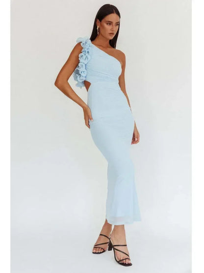 Articat 優雅斜肩花朵緊身連身裙