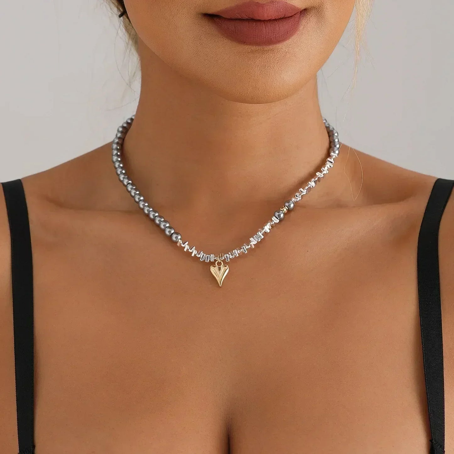 Collar de cuentas de corazón de moda para mujer, estilo bohemio, elegante, con cadena de cristal irregular, gargantilla Y2K, exquisito regalo de fiesta, accesorios de joyería