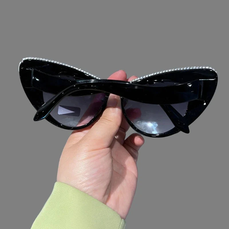 Gafas de sol enjoyadas diseñadas a mano